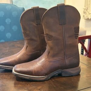 Ariat boys Brown Western Boots / worn once for a few hours